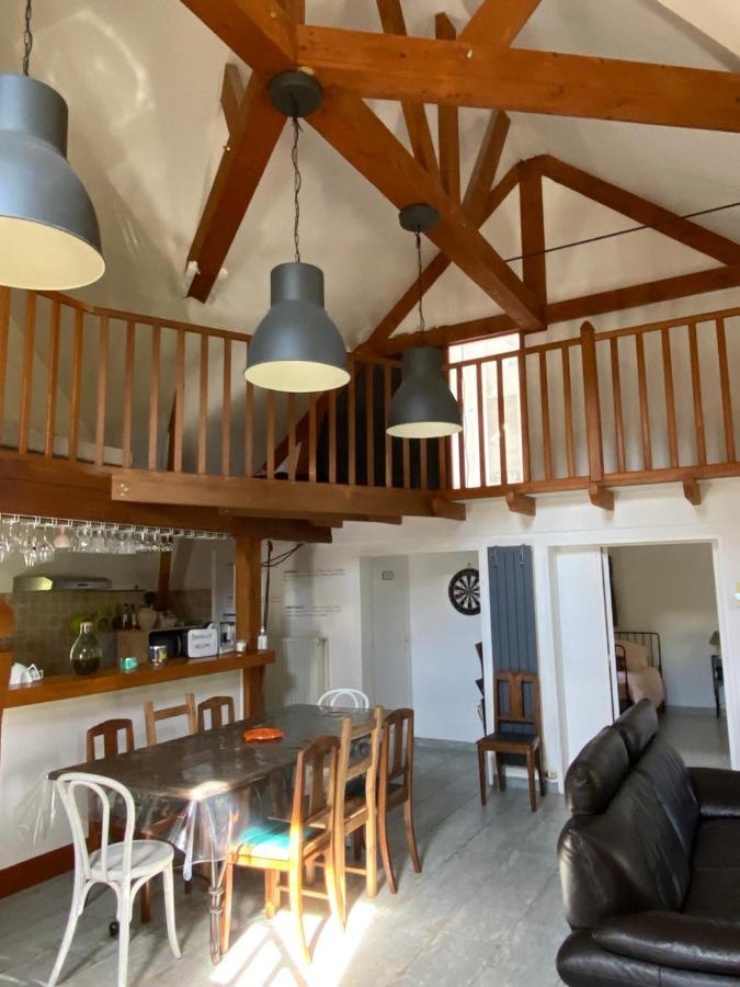 Les 2 Gites Des Chambres De Capucine Carcagny Bagian luar foto