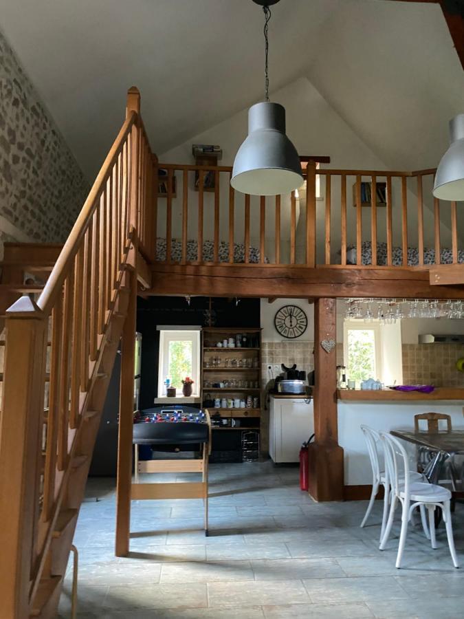 Les 2 Gites Des Chambres De Capucine Carcagny Bagian luar foto