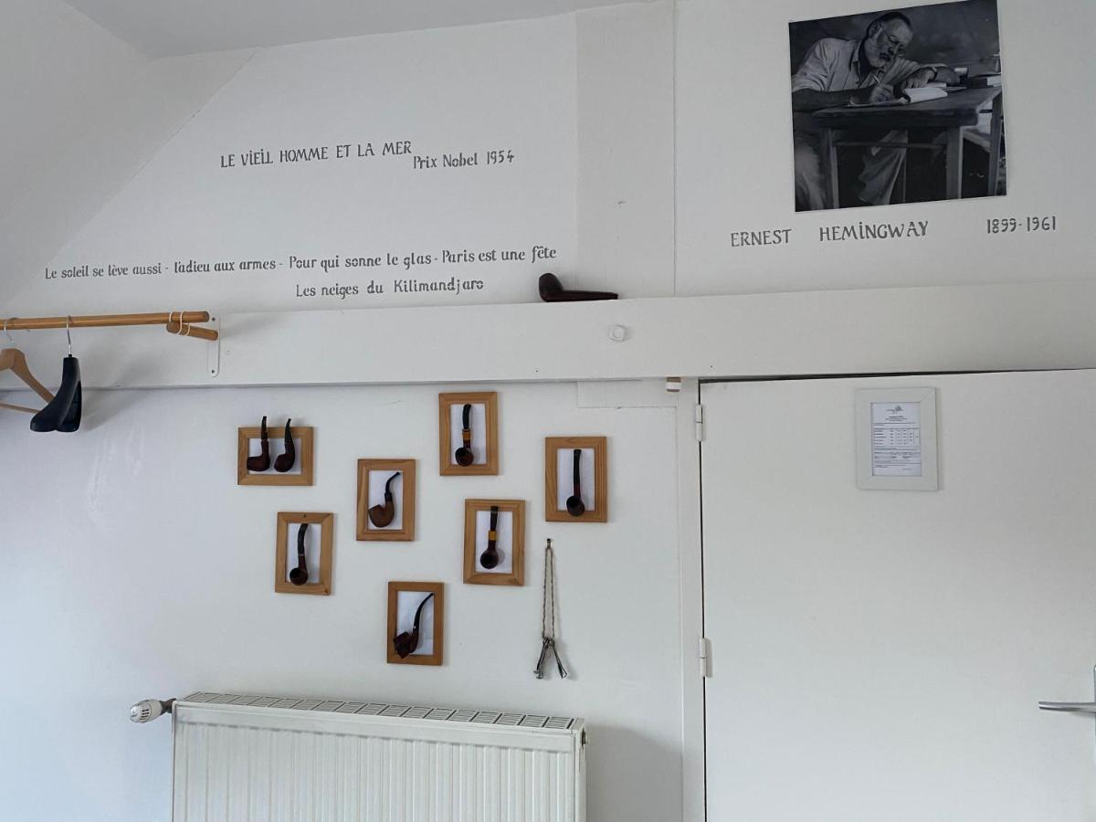 Les 2 Gites Des Chambres De Capucine Carcagny Bagian luar foto